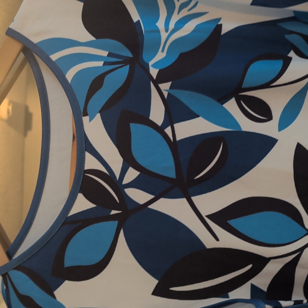 Blue Floral Dress - Picture 3 of 8